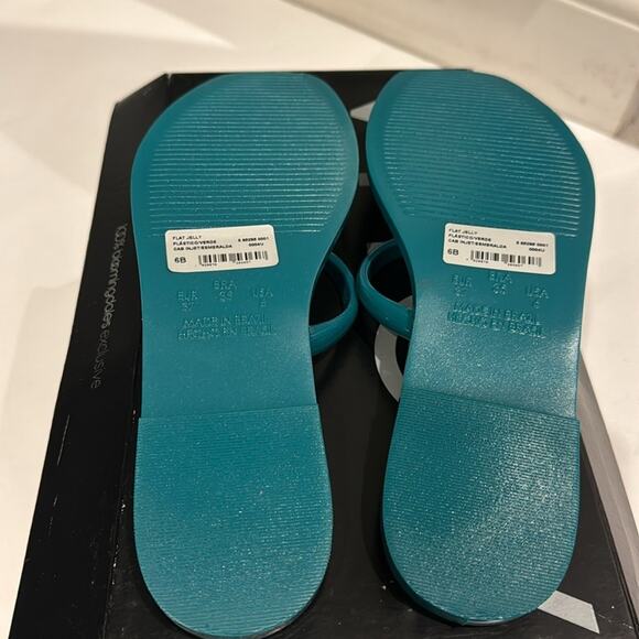 Aqua NWT Teal Flat Jelly Straps Sandals. - Picture 5 of 5